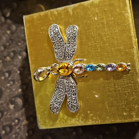 Silver Tone Glass Dragonfly Pendant Intricate Wing Detailing Multicolor One Size - Picture 3 of 3